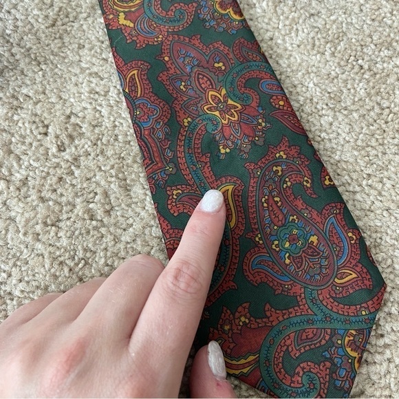 Burberry | Bundle of Men's Three Ties Patterned 100% Silk - Picture 14 of 16